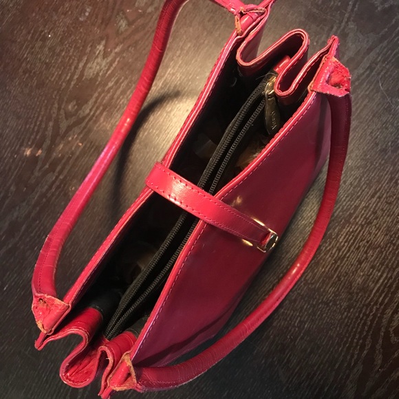 *VINTAGE!* Valentina Red Leather Purse - Picture 4 of 8